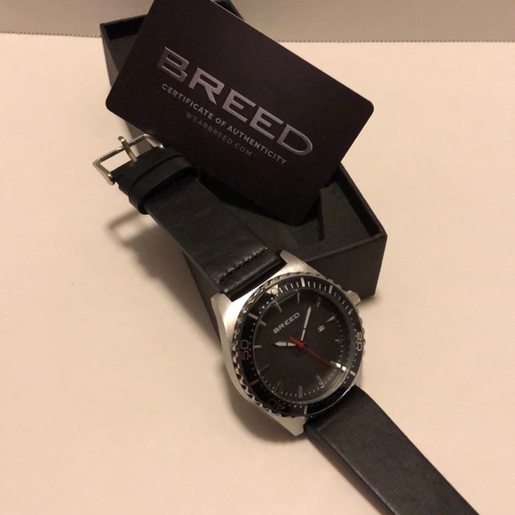 Watch - Picture 2 of 2